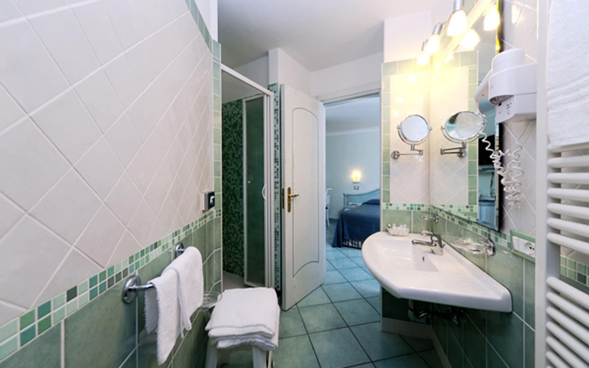 Hotel Bellevue Benessere & Relax ايسكيا المظهر الخارجي الصورة