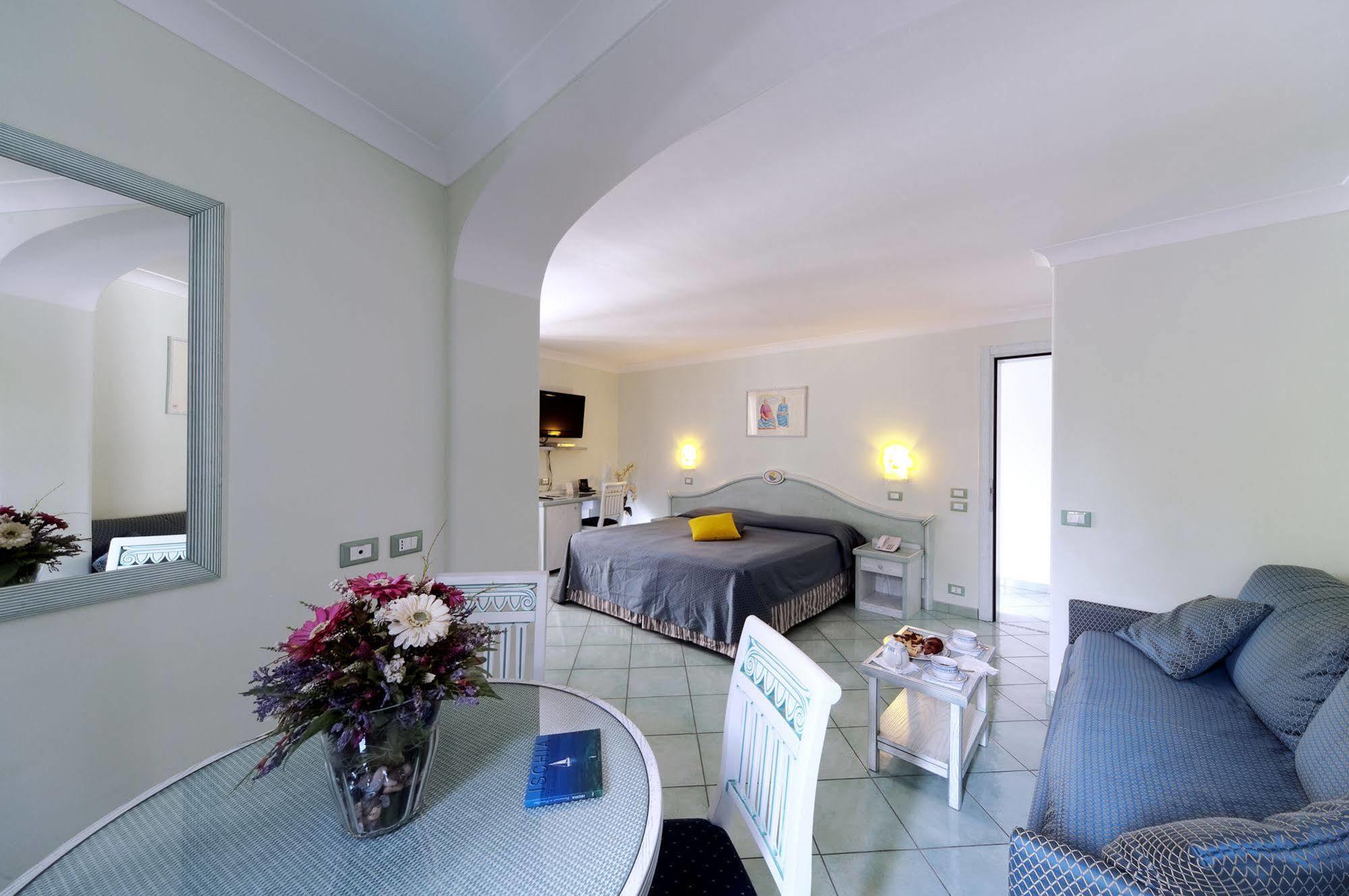 Hotel Bellevue Benessere & Relax ايسكيا المظهر الخارجي الصورة